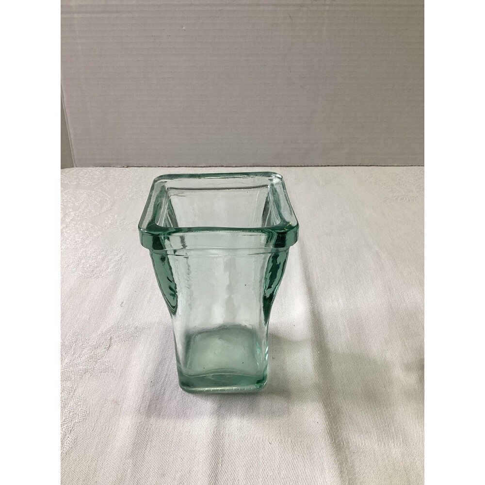 Vtg Spanish Sea Green Glass 4,5 in Tall recycled glass Vase Usual Find